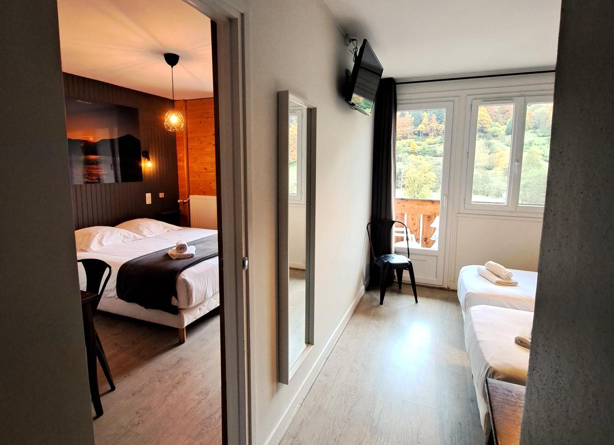 Hotel Les Mouflons Le Mont-Dore Exterior photo